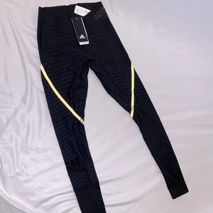 Adidas athletic leggings